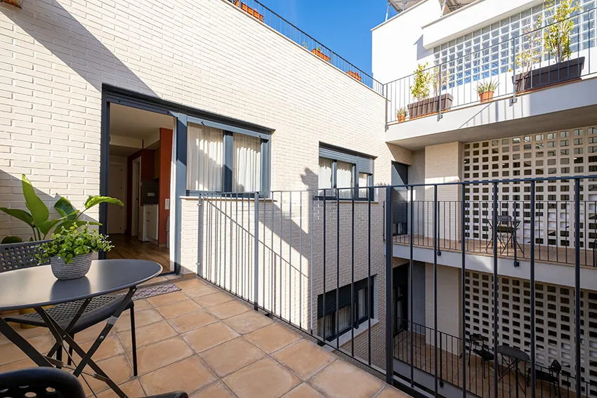terraza interior apartamento